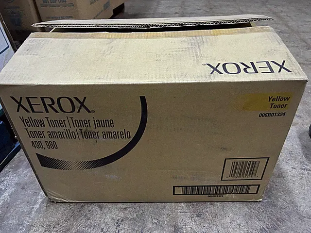 Xerox Yellow Toner ink Genuine 006R01324 authentic 490 980 2 bottles CT201156